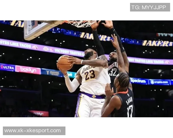 文班谈空中转身360上篮首次尝试未专门练习展现惊人天赋