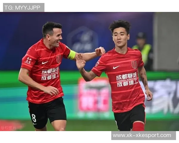 主力阵容出击亚冠蓉城迎战广岛韦世豪罗慕洛周定洋首发出场