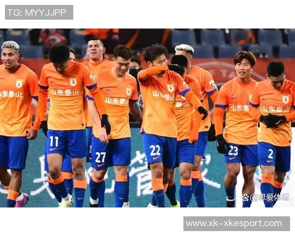 足球报：泰山队明年将重视年轻人才培养与引进优秀外援中卫并行发展